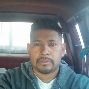 Meet your Posher, Cesar